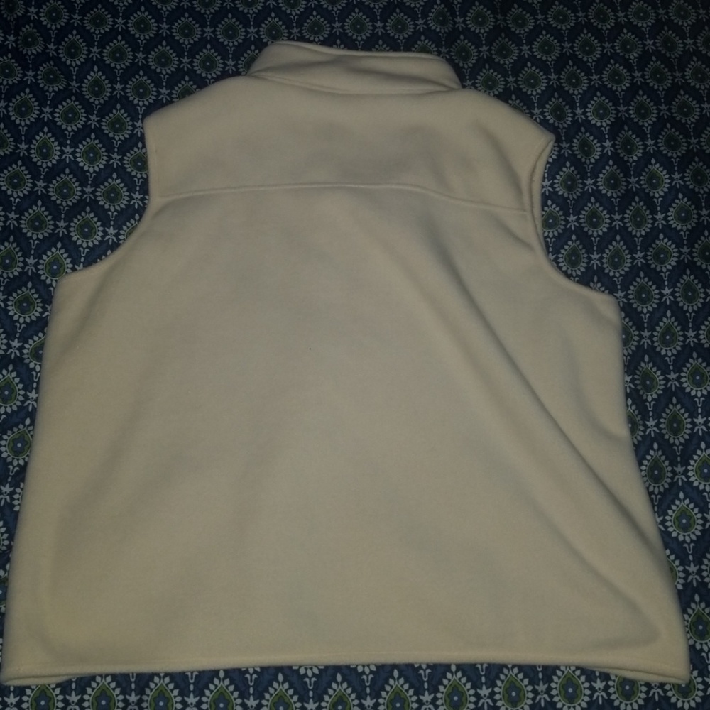 Vast - Picture 2 of 2